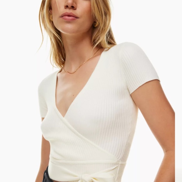 Wilfred all tied up top - Picture 4 of 4